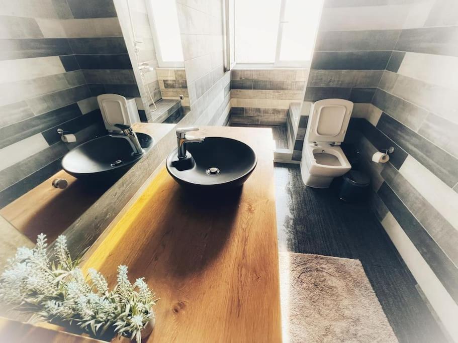 The Beehive Apartment Mytilene Ngoại thất bức ảnh